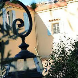 Hotel Victor Cabries